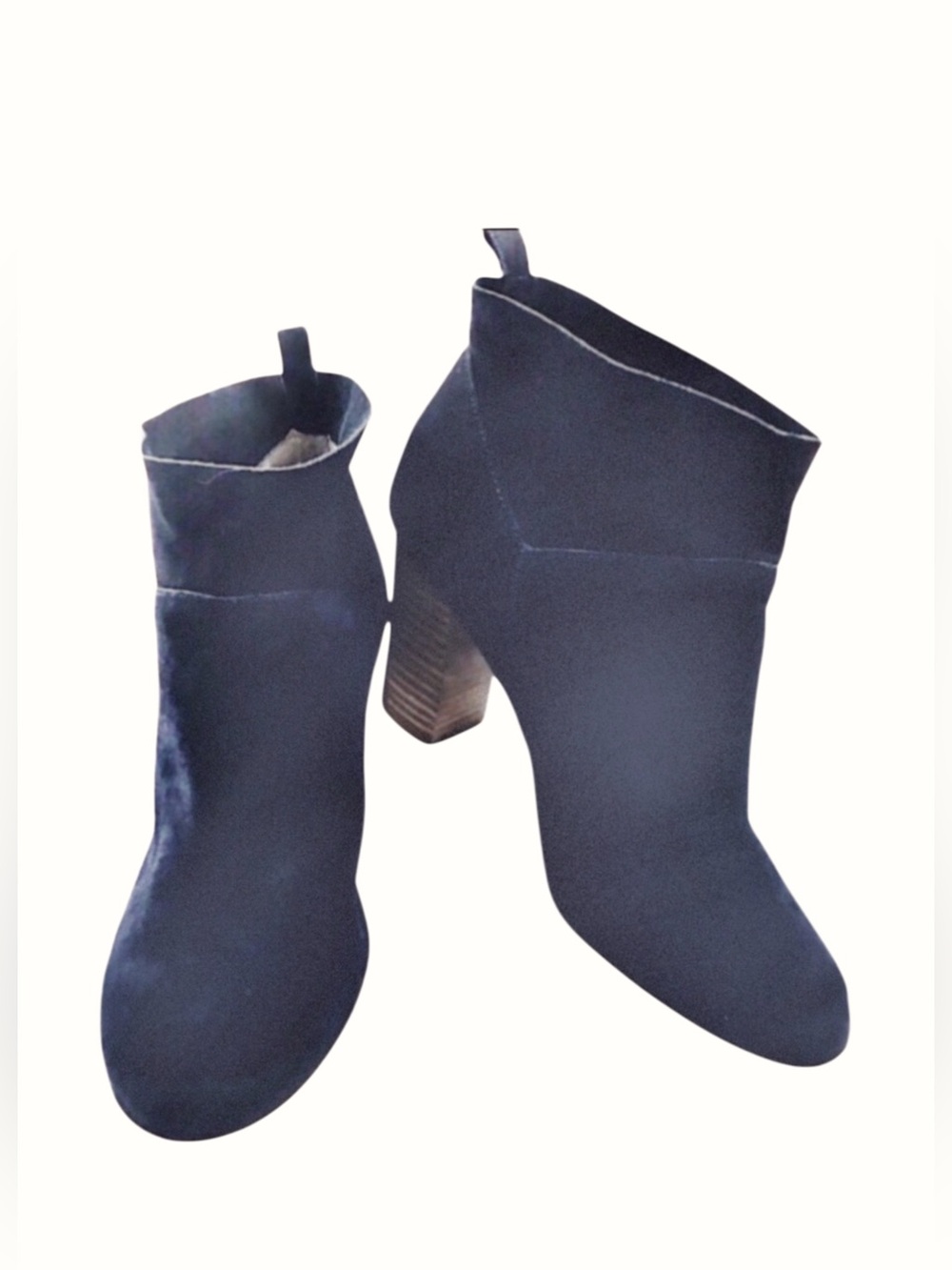 Crown Vintage “Rita” Dark Charcoal Navy Suede Booties Size 9.5